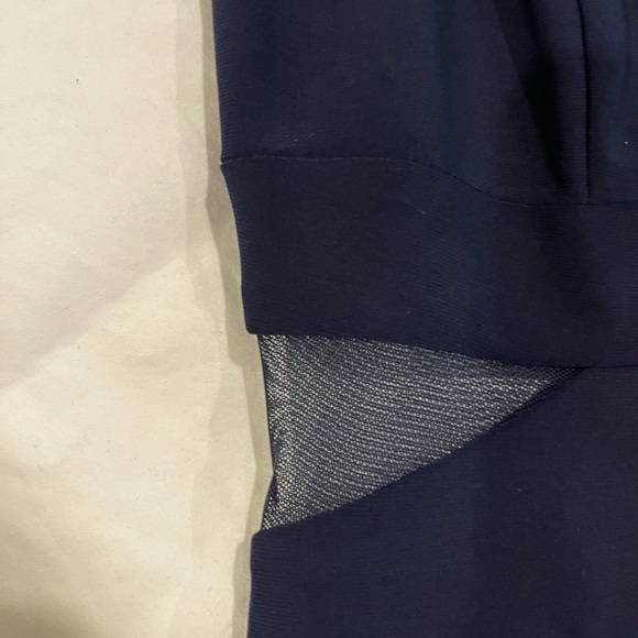 Dress. Cut out waist. Light crinoline lining. - Picture 3 of 5